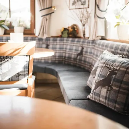 Ansitz Jakoberhof 4* Urtijëi