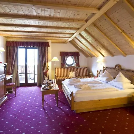 Hotel Ansitz Jakoberhof 4*